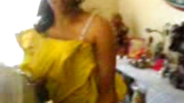 Gina là một Nóng chết tiệt cô gái sex xxx hoc sinh BVR