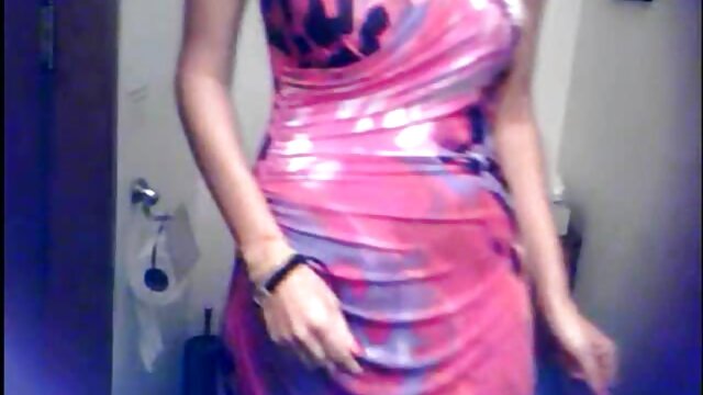 Christina Model xxx lop 7 váy trắng