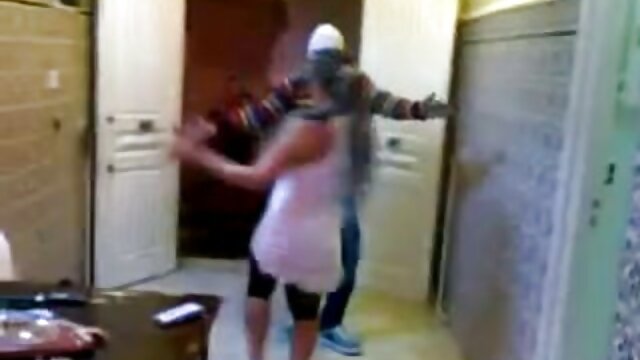 Isabella phim xxxx hoc sinh De Santos và Kylie Rogue