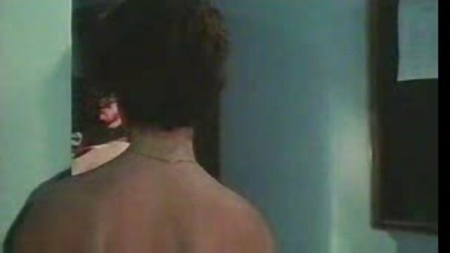 Bà cụ làm gì video xxx hoc sinh trong thời gian rảnh rỗi